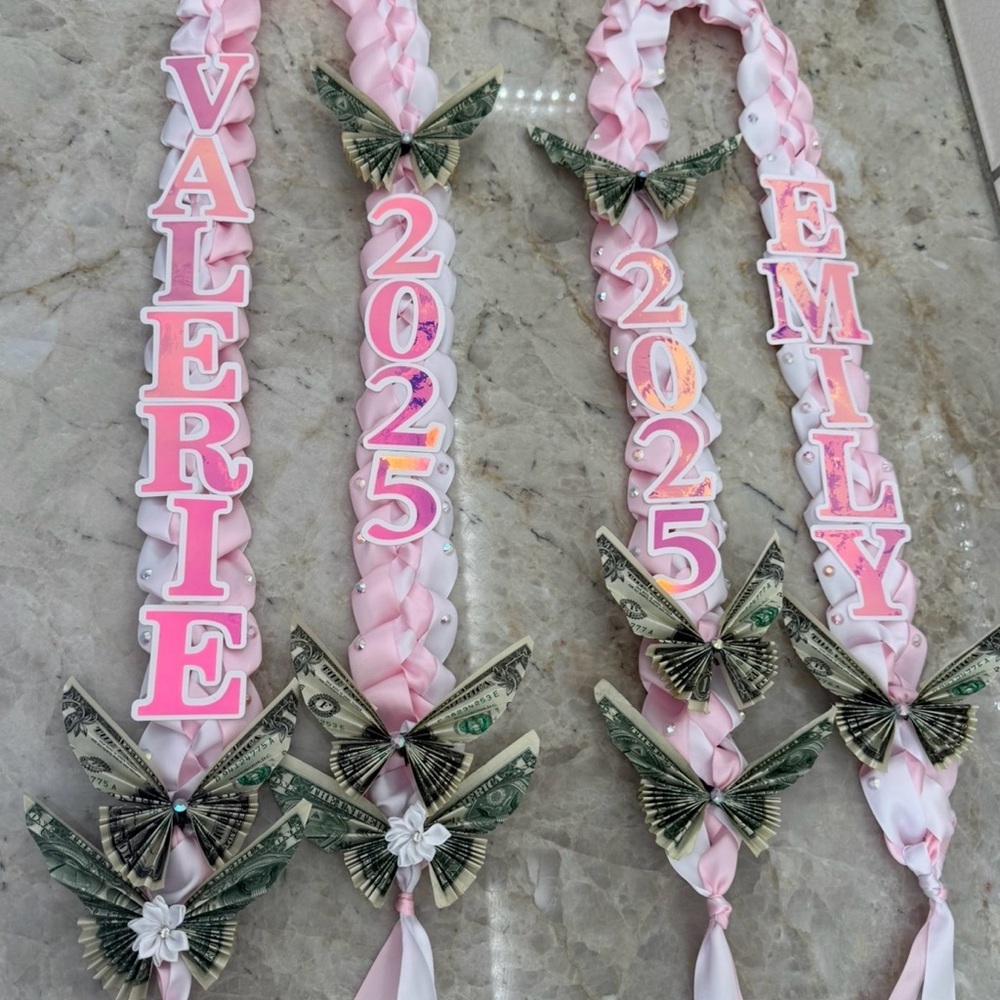 Graduation Lei - Picture 9 of 16